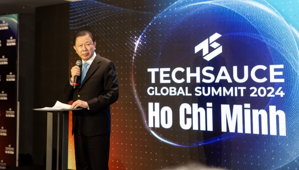 Hướng đến thúc đẩy nền kinh tế số bền vững, Techsauce Global Summit 2024 Ho Chi Minh (tạm dịch: Hội nghị Quốc tế Techsauce 2024 Hồ Chí Minh) đã được nhà thiết lập hệ sinh thái công nghệ, tổ Techsauce, hợp tác cùng KBTG Vietnam tổ chức.
