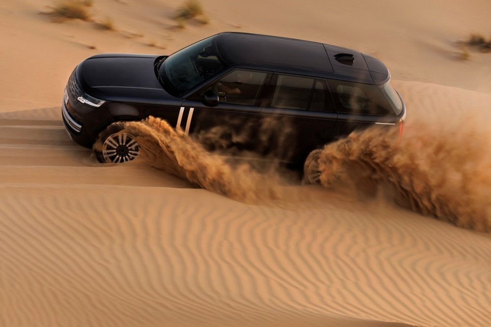 thử nghiệm khắc nghiệt, dubai, SUV điện hạng sang Range Rover, Range Rover thuần điện, Range Rover Electric 