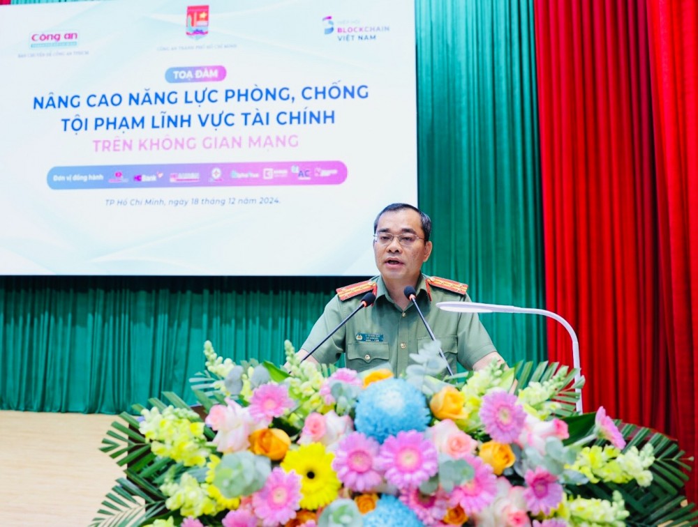 Đại tá Lê Quang Đạo – Phó Giám đốc Công an TPHCM phát biểu chào mừng, khai mạc tọa đàm Đại tá Lê Quang Đạo – Phó Giám đốc Công an TPHCM phát biểu chào mừng, khai mạc tọa đàm