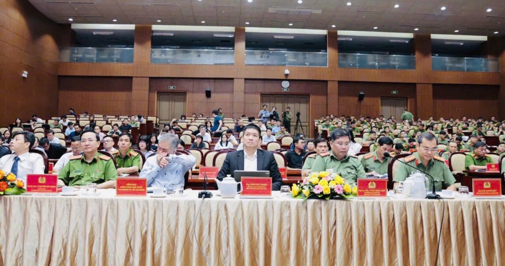 Nâng cao nhận thức cộng đồng về lừa đảo trực tuyến Nâng cao nhận thức cộng đồng về lừa đảo trực tuyến