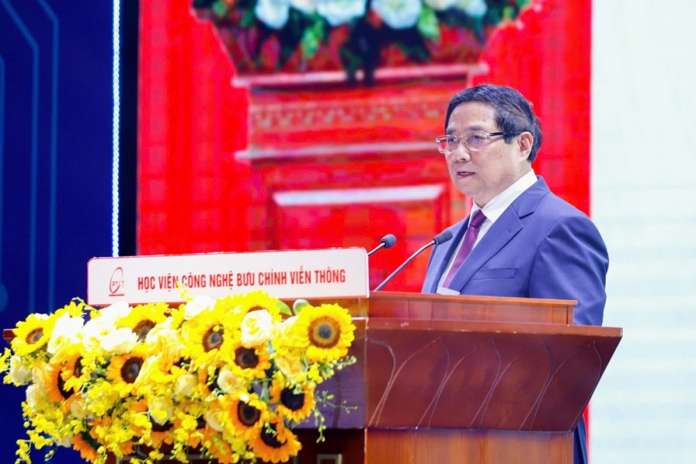 Thủ tướng thăm gian hàng OSB Group tại Lễ phát động phong trào thi đua Đổi mới sáng tạo và Chuyển đổi số