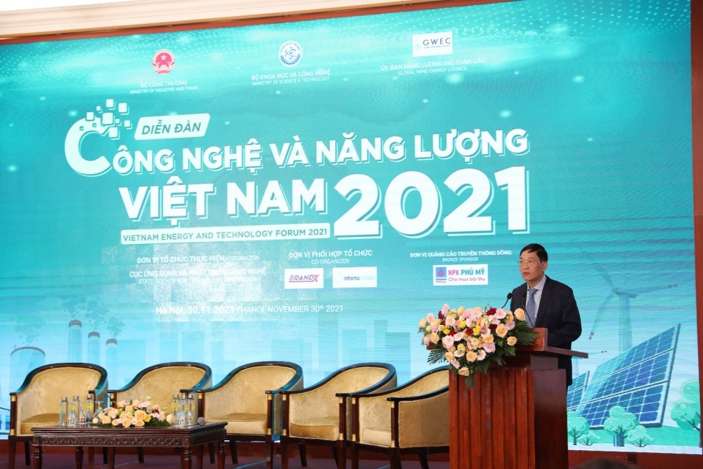 Thứ trưởng Bộ Khoa học và Công nghệ Trần Văn Tùng phát biểu tại phiên khai mạc chương trình.