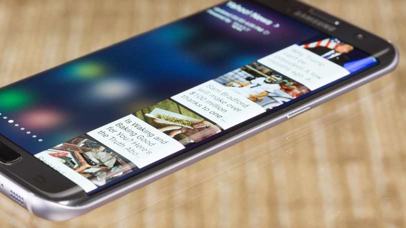 Samsung Australia cũng thừa nhận đã khiến một số người mua smartphone Galaxy hiểu nhầm về mức độ kháng nước của thiết bị. (ảnh minh họa).