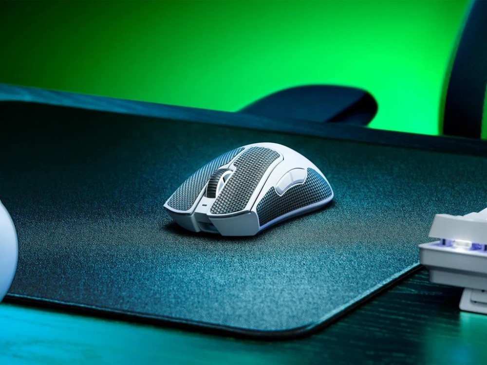 Deathadder V3 Pro nhẹ hơn 25% so với phiên bản trước. Deathadder V3 Pro nhẹ hơn 25% so với phiên bản trước.