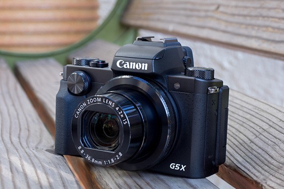 PowerShot G5 X là máy ảnh compact cao cấp của Canon.(ảnh minh họa).